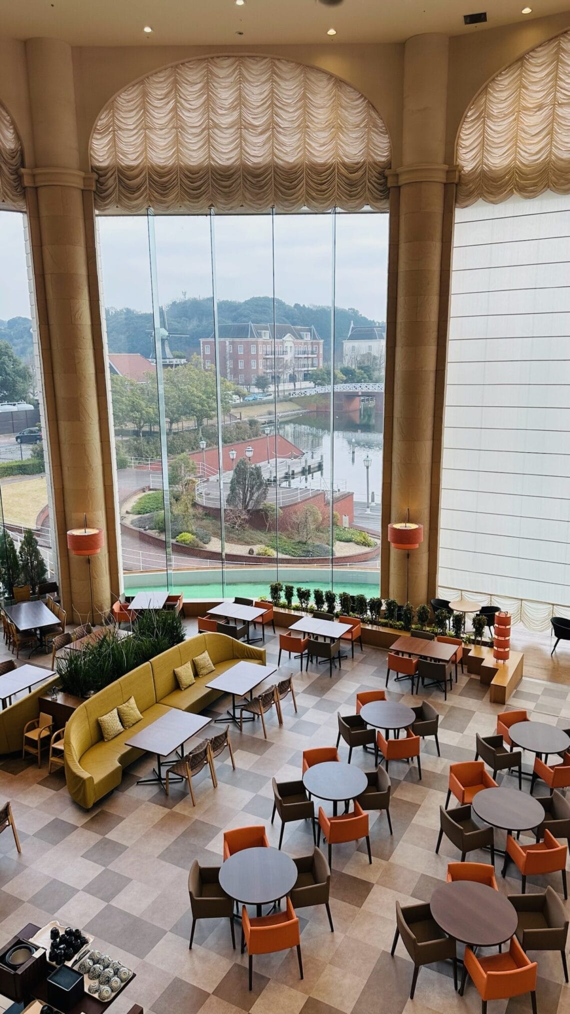 ล็อบบี้โรงแรมหรูในฟุกุโอกะ มีวิวสวย, เหมาะสำหรับทริปคิวชู