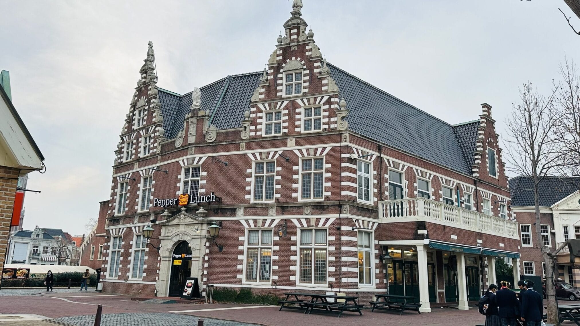 ร้าน Pepper Lunch ในอาคารสไตล์ยุโรปที่ฟุกุโอกะ