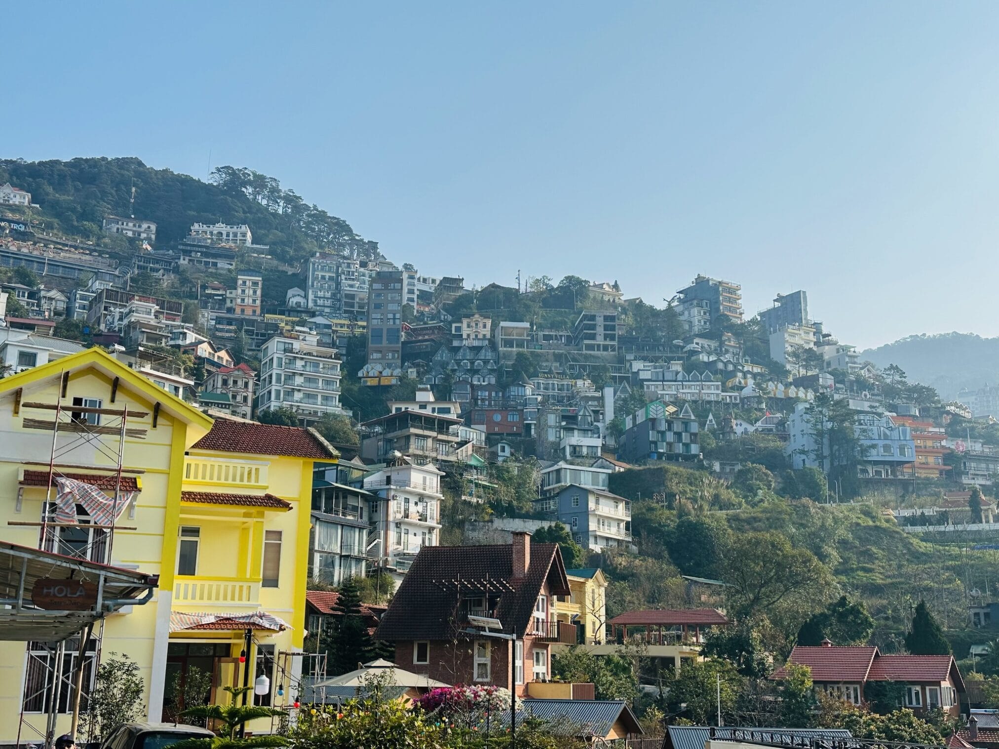 ฮานอย: บ้านเรือนหลากสีสันบนเนินเขาตามด๋าว EP1