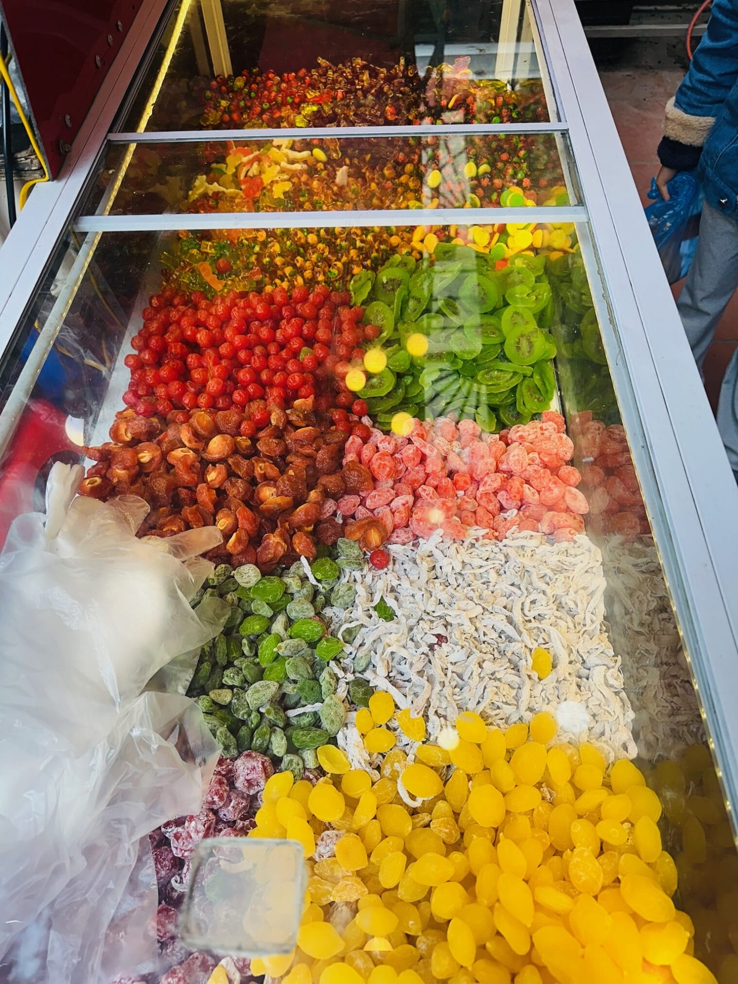 ฮานอย: ผลไม้ดองหลากสีสันในตู้แช่ ตามด๋าว EP1